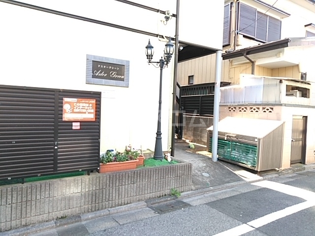 17/26 エントランス