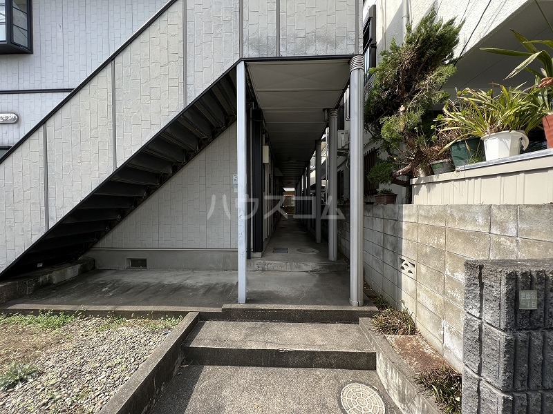 3/8 エントランス