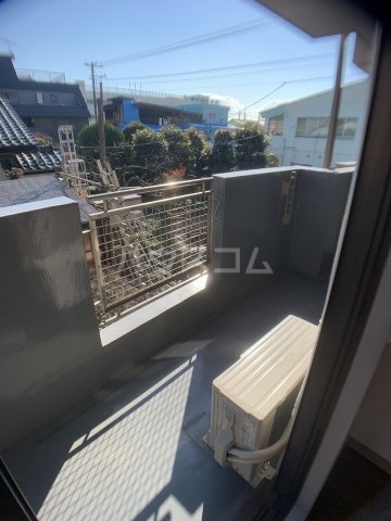 18/28 バルコニー