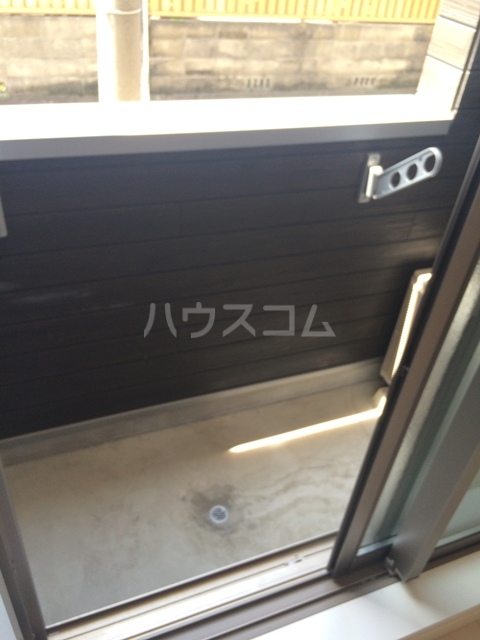 17/27 バルコニー