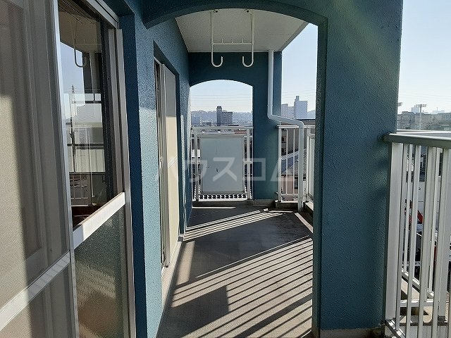 17/30 バルコニー