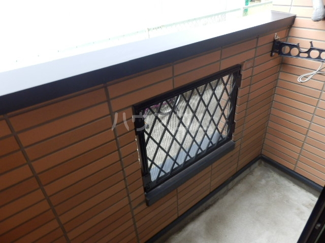 20/28 バルコニー