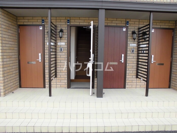 17/28 エントランス