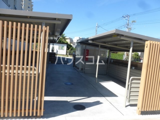 14/17 エントランス