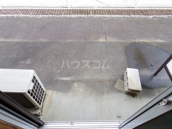 13/22 バルコニー