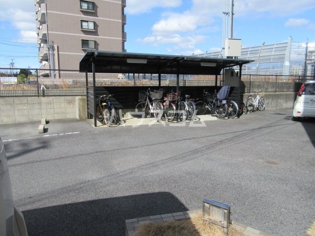 23/25 駐車場