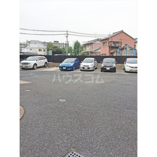 20/22 駐車場