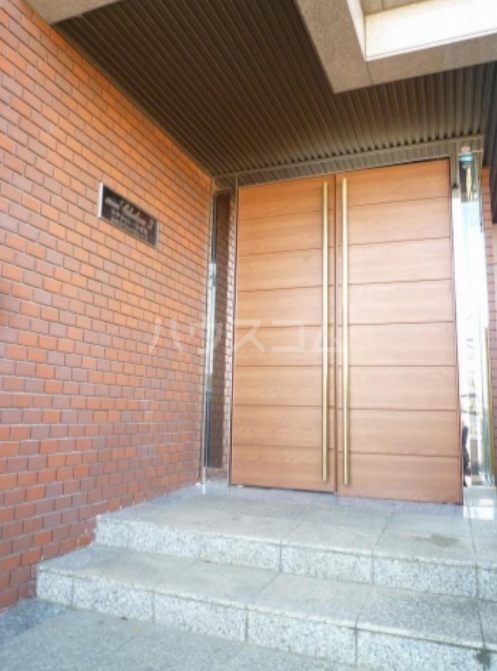 29/30 エントランス