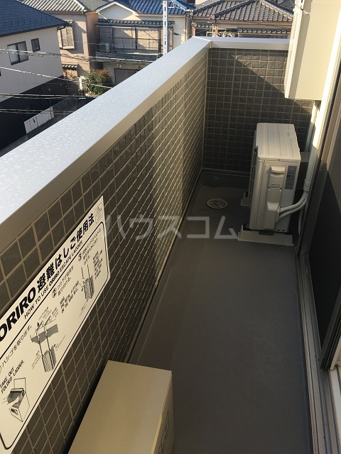 18/30 バルコニー