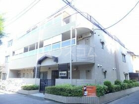 14/23 エントランス