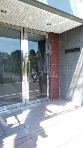 21/30 エントランス