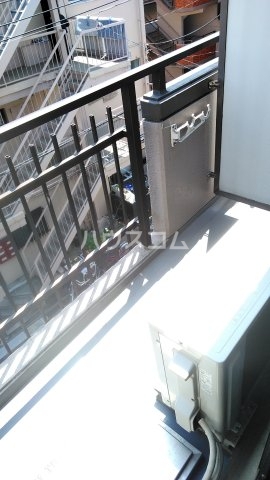 15/23 バルコニー