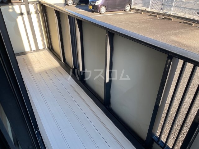 18/23 バルコニー