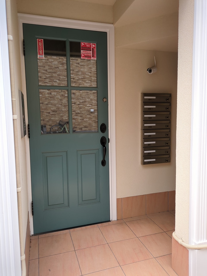 19/26 エントランス