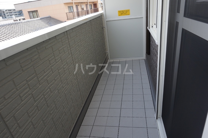 13/22 バルコニー