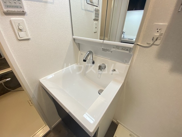 16/30 洗面
