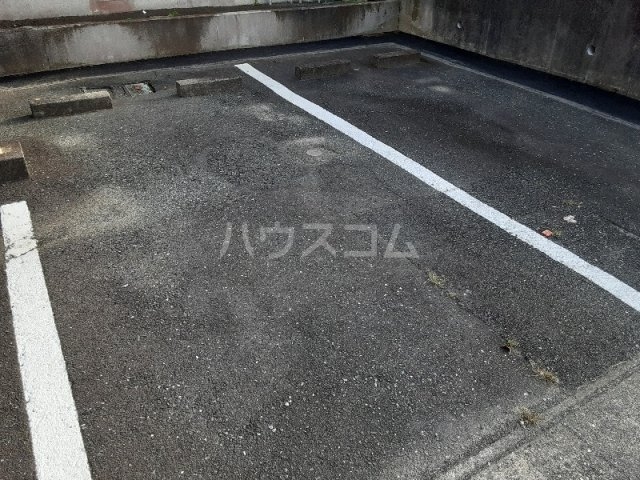 22/24 駐車場