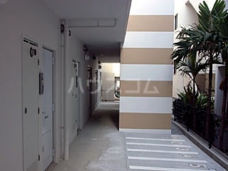 17/18 エントランス