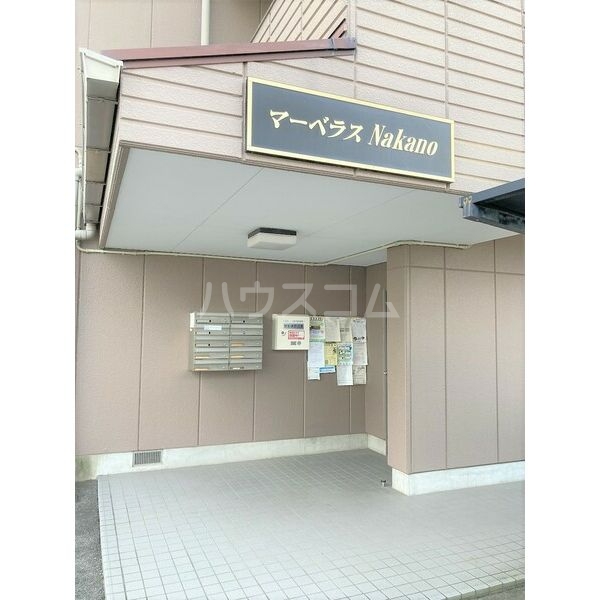 15/21 エントランス