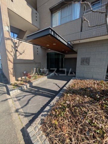 19/24 エントランス