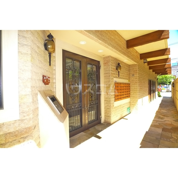 14/24 エントランス