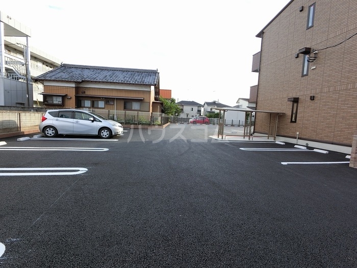 20/28 駐車場