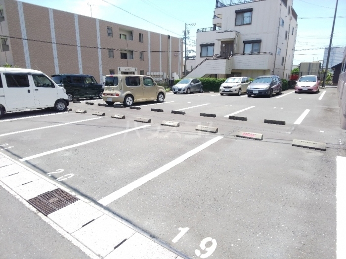 15/24 駐車場