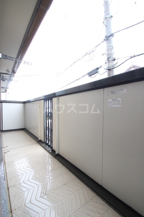 13/17 バルコニー