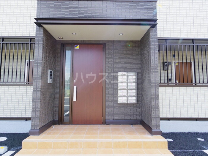 19/21 エントランス