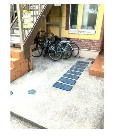 3/3 エントランス