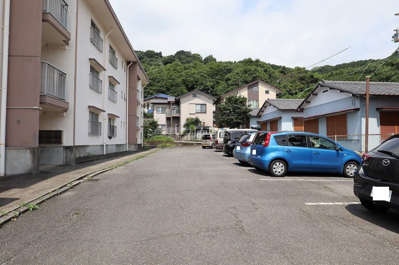 14/18 駐車場