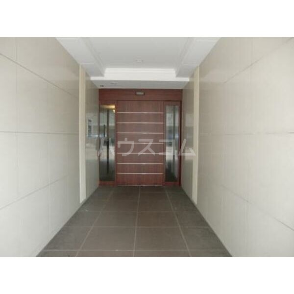 14/15 エントランス