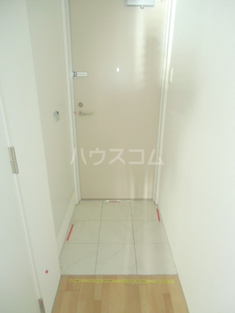 13/30 玄関