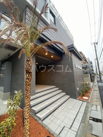 19/21 エントランス