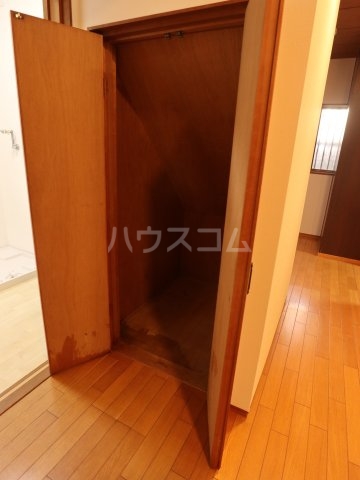 13/30 玄関