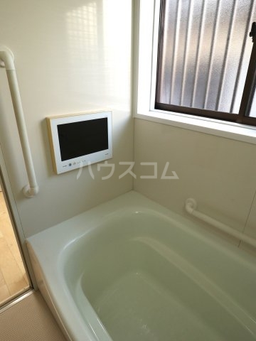 21/30 浴室