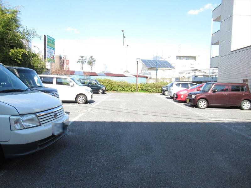3/3 駐車場