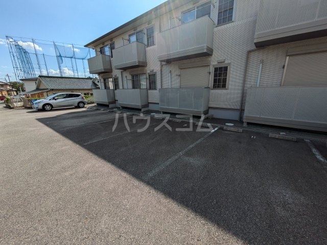 26/30 駐車場