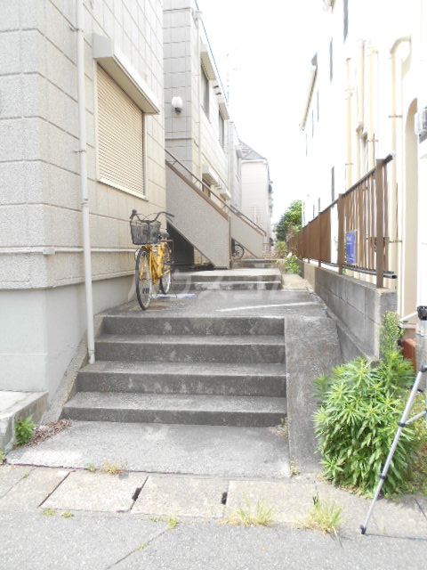 15/25 エントランス