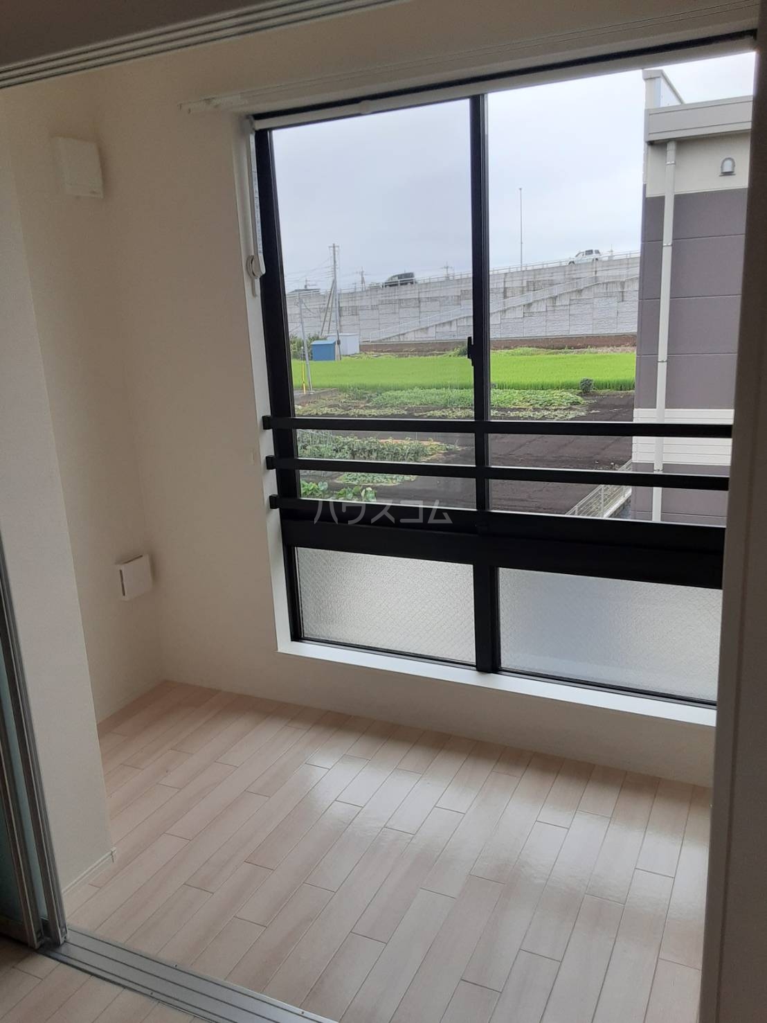 18/26 バルコニー