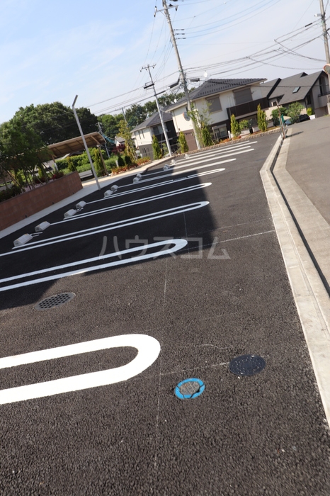 17/27 駐車場