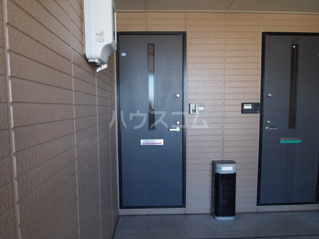 14/30 玄関