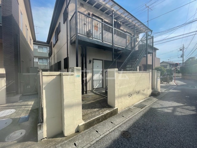 14/25 エントランス