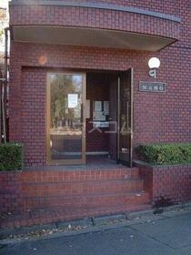 17/27 エントランス