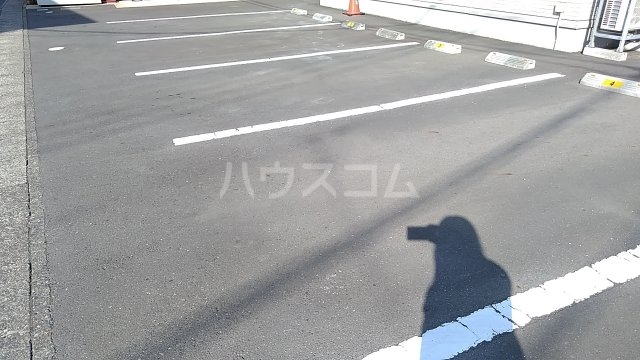 24/29 駐車場