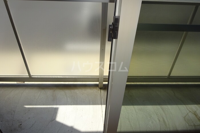 13/20 バルコニー