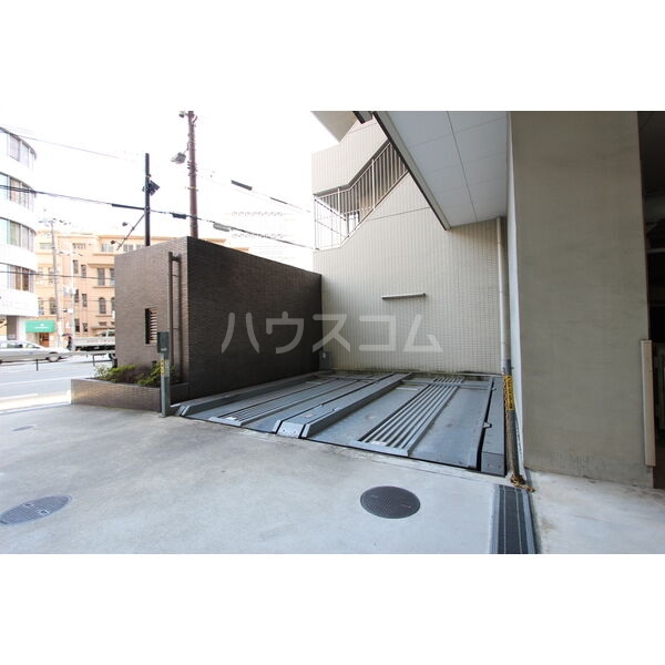 21/30 駐車場