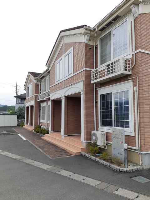 13/20 エントランス