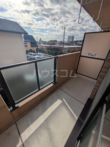 13/22 バルコニー