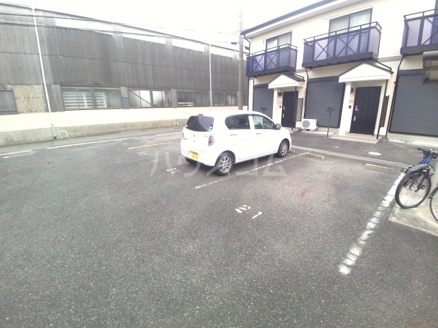 21/30 駐車場